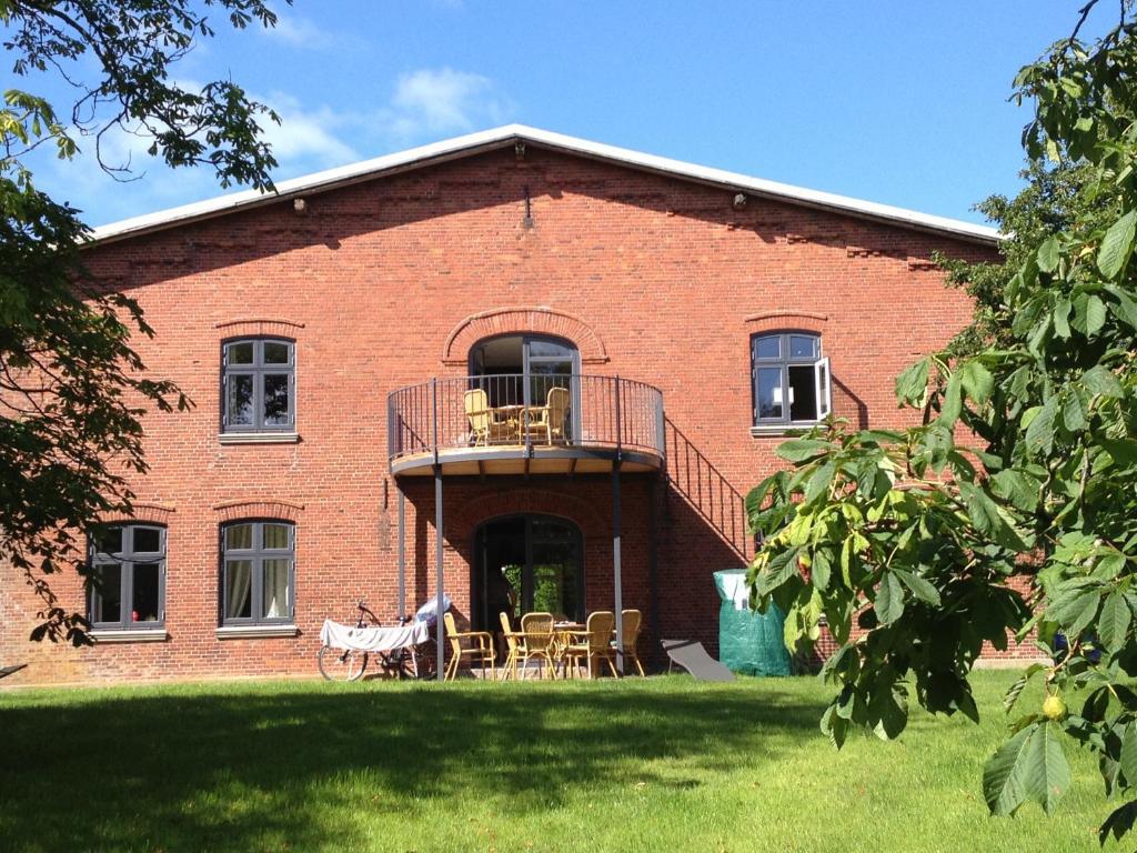 Apartments Lille Hus Санкт-Петер-Ординг Экстерьер фото